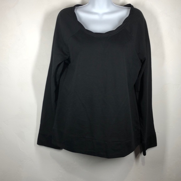 Chip & Pepper Tops - Chip & Pepper black sweatshirt size large
